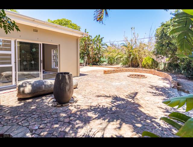 4 BEDROOM HOUSE SOLD IN FLAMINGO VLEI